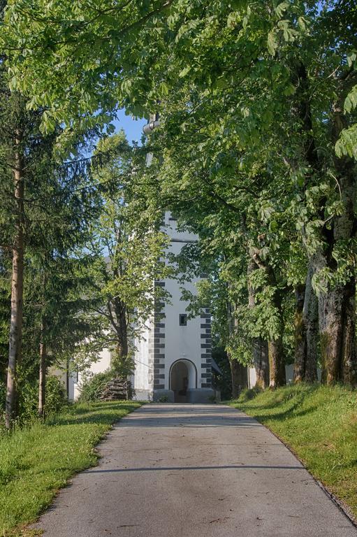 Gostilna Pension Blegos Poljane nad Škofjo Loko Exterior foto