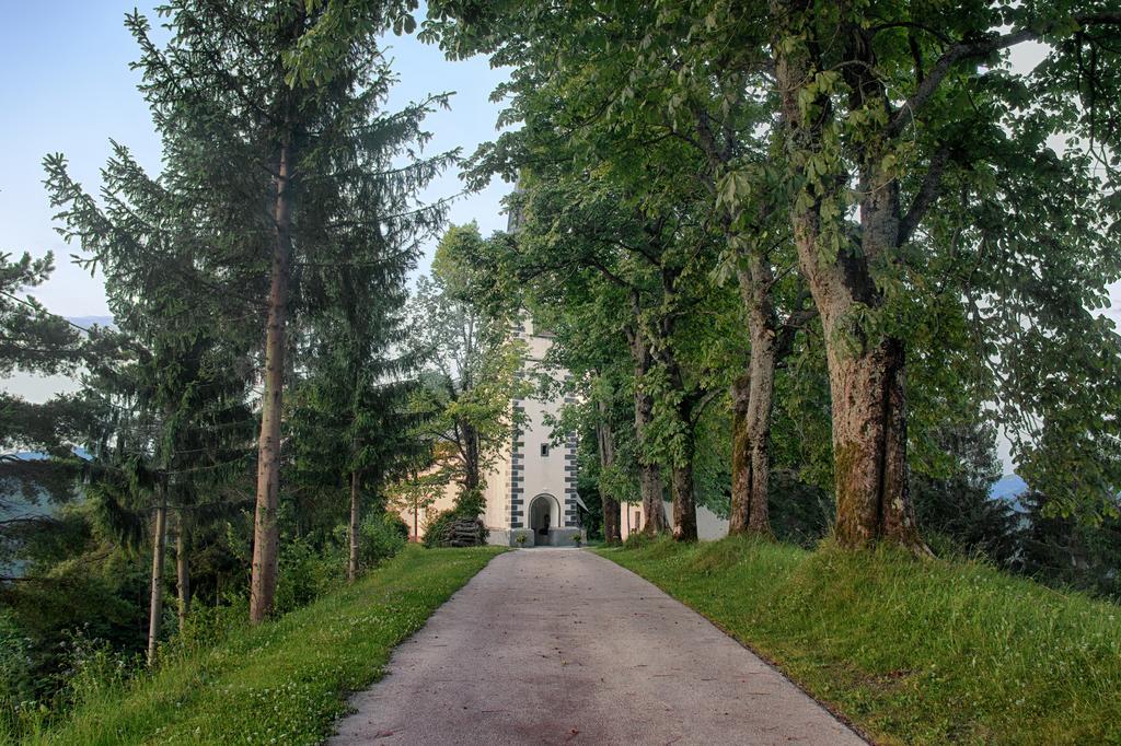 Gostilna Pension Blegos Poljane nad Škofjo Loko Exterior foto